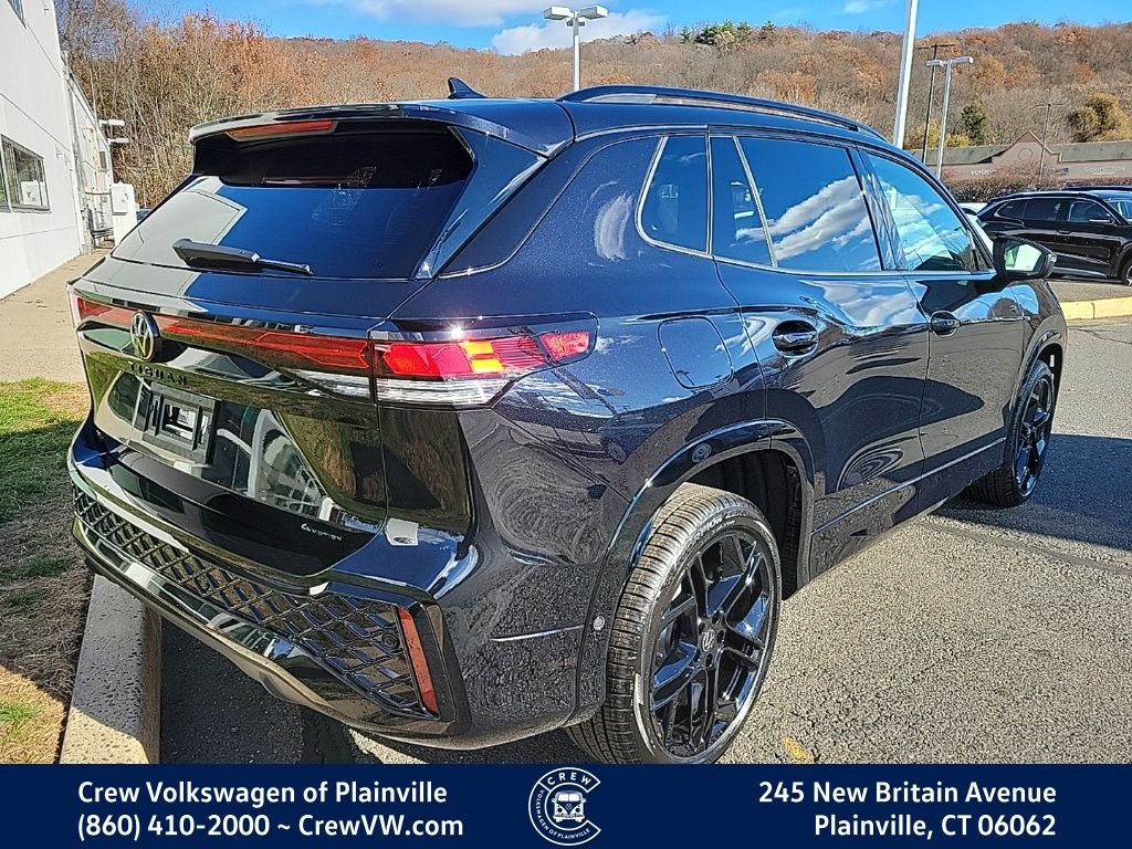 2026 Volkswagen Tiguan SE R-Line Black photo 2