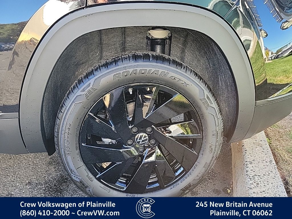 2026 Volkswagen Atlas Cross Sport SE w/Tech - Photo 8