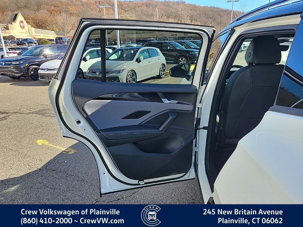 2026 Volkswagen Tiguan SE R-LINE BLACK - Photo 47