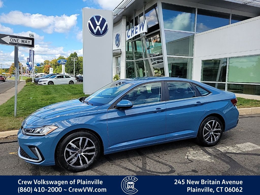 2025 Volkswagen Jetta SE's photo