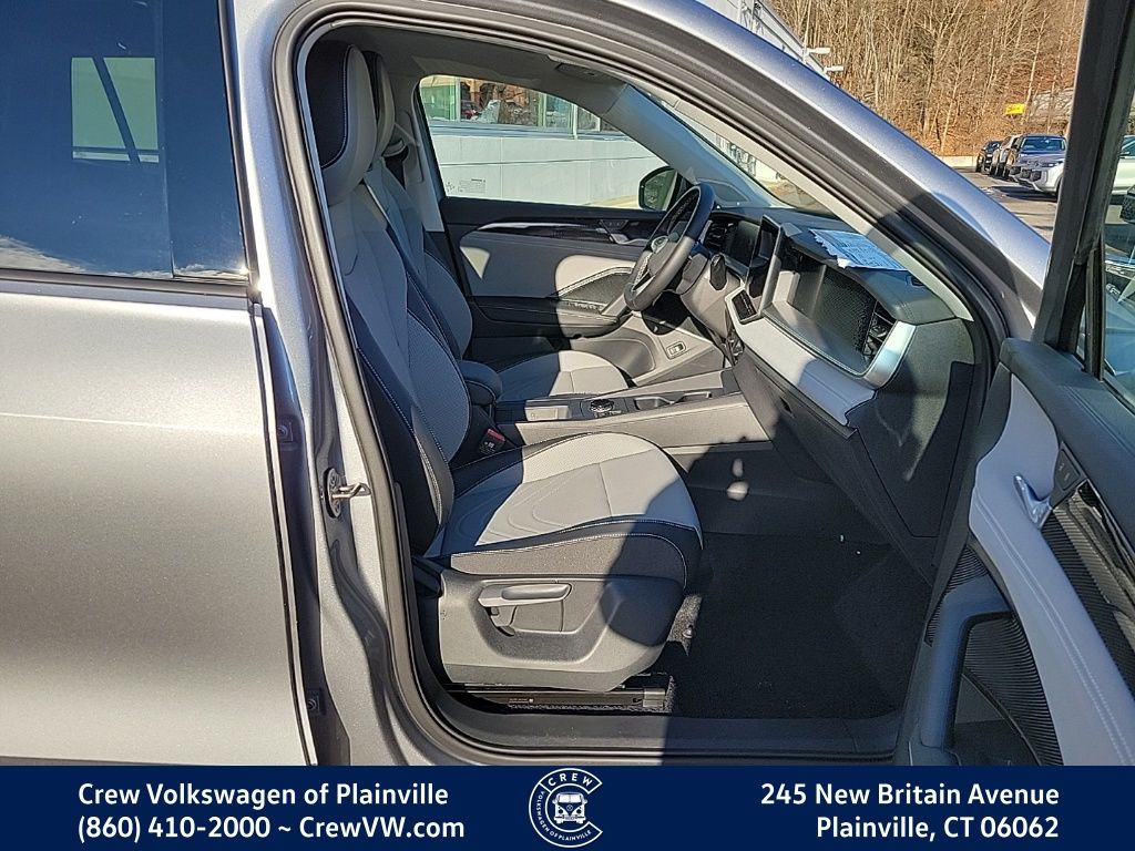 2026 Volkswagen Tiguan SE - Photo 16