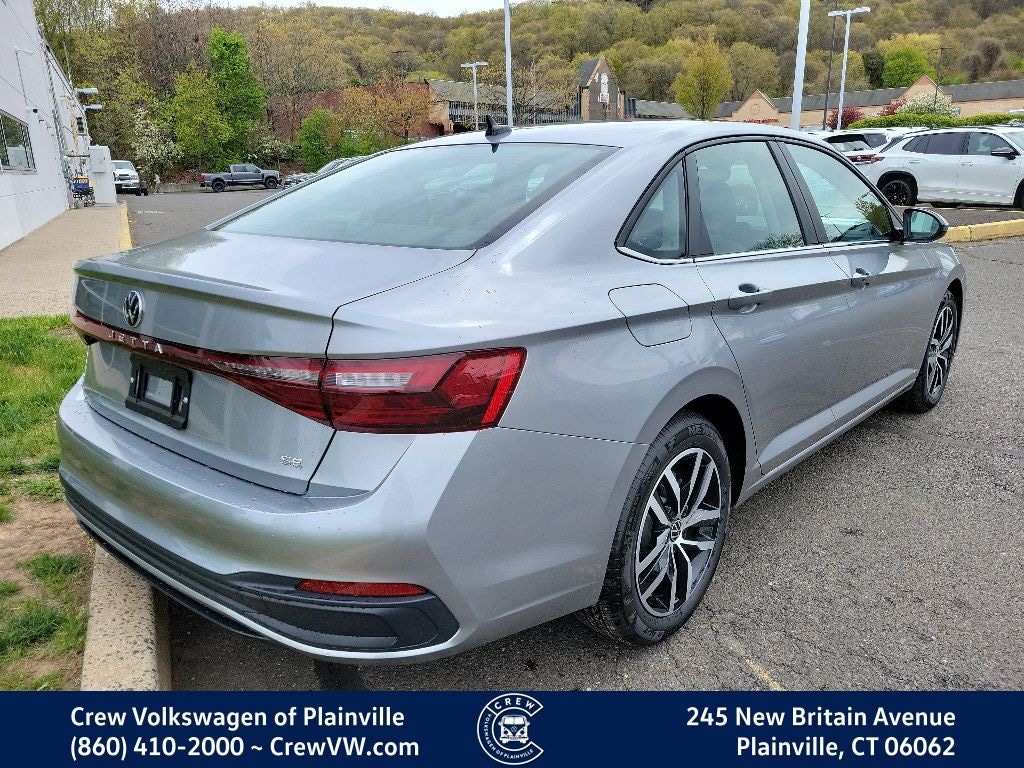 New 2026 Volkswagen Jetta 1.5T SE Sedan