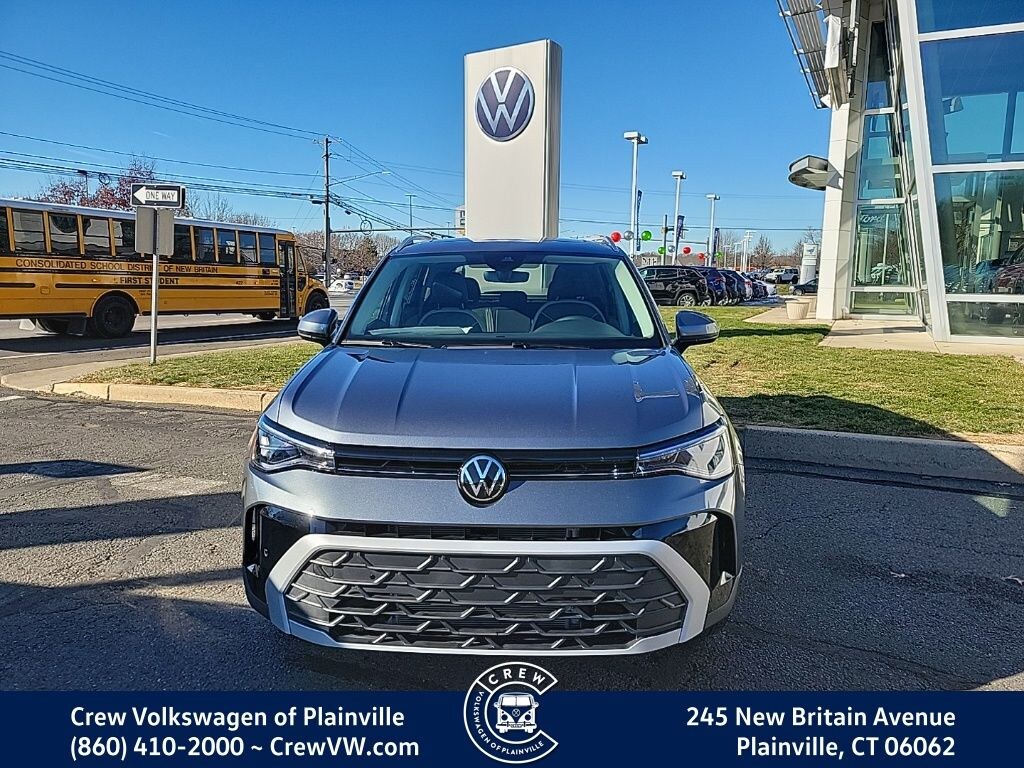 New 2026 Volkswagen Taos 1.5T SE SUV