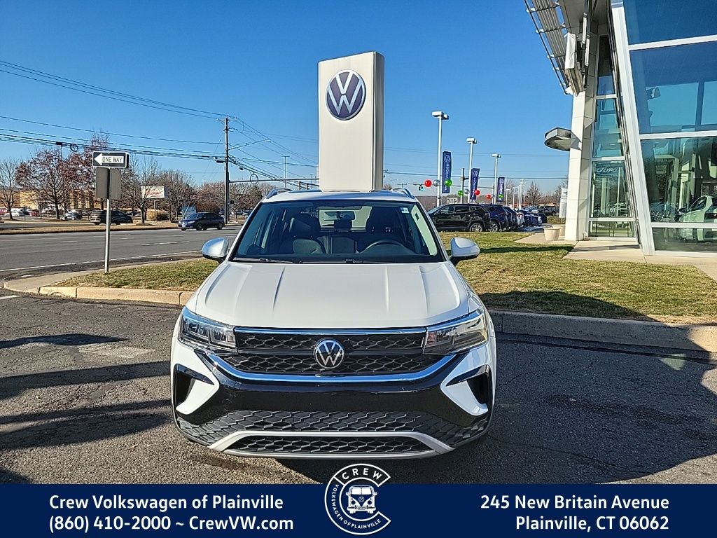 Used 2022 Volkswagen Taos SE with VIN 3VVLX7B25NM091336 for sale in Plainville, CT