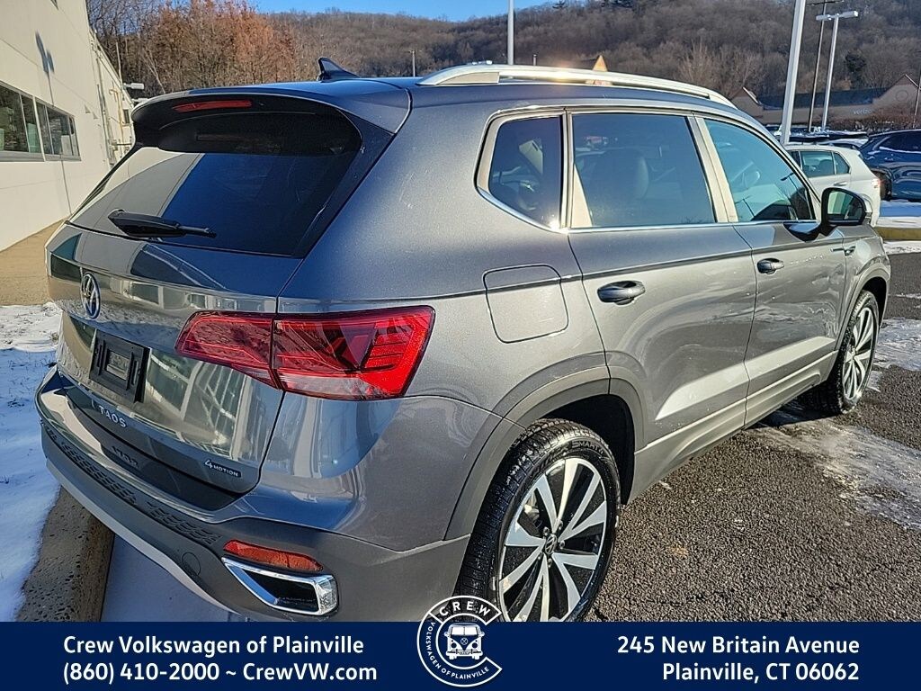 Used 2022 Volkswagen Taos 1.5T SE 4MOTION SUV