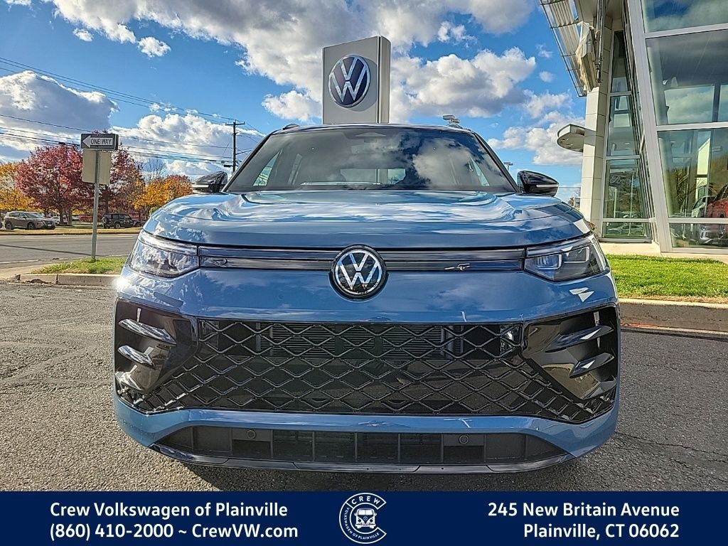 New 2026 Volkswagen Tiguan 2.0T SE R-Line Black SUV