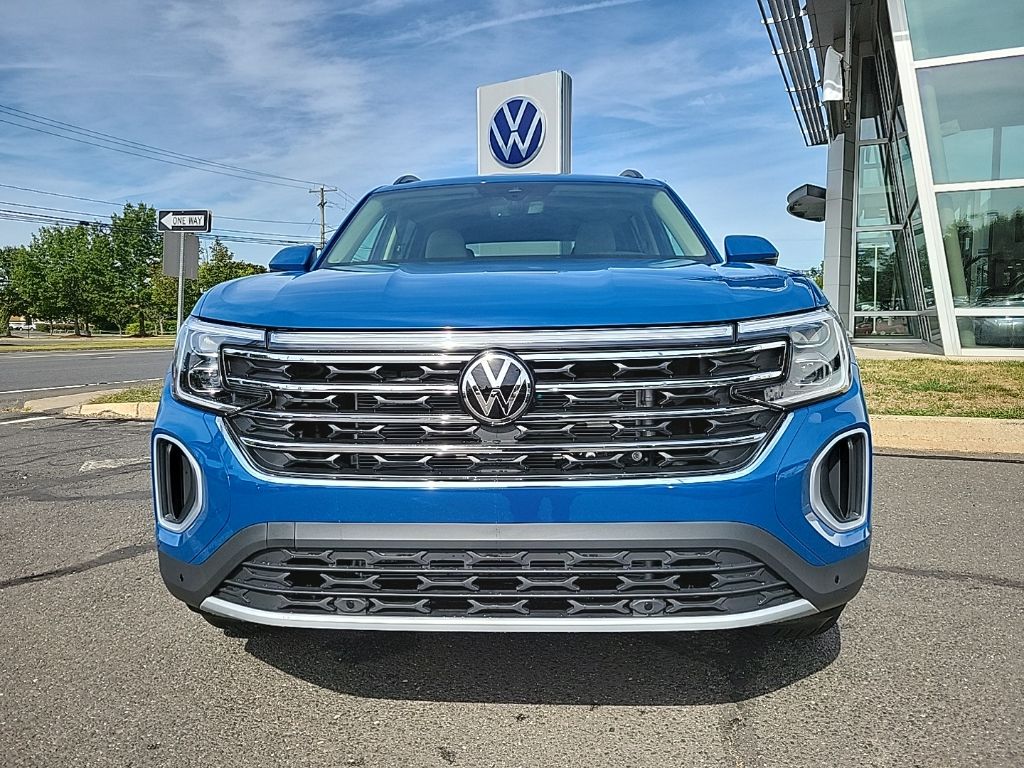 2026 Volkswagen Atlas SE Technology photo 4