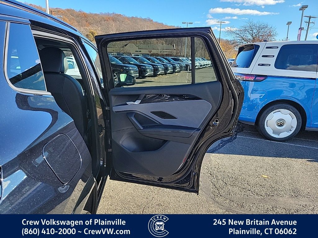 2026 Volkswagen Tiguan SE R-LINE BLACK - Photo 45
