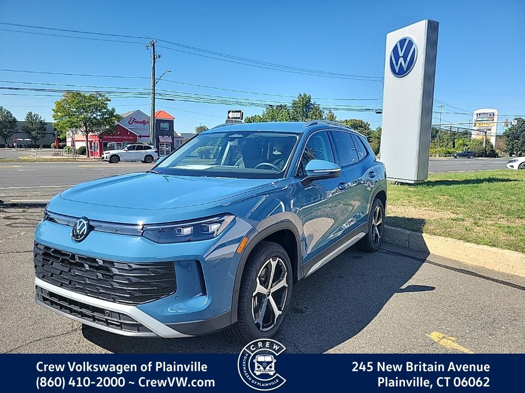 2025 Volkswagen Tiguan SE's photo