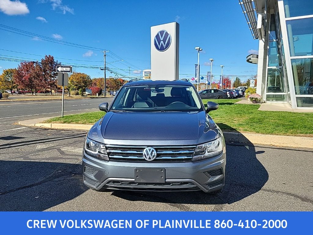 2021 Volkswagen Tiguan R-Line Black SEL photo 2