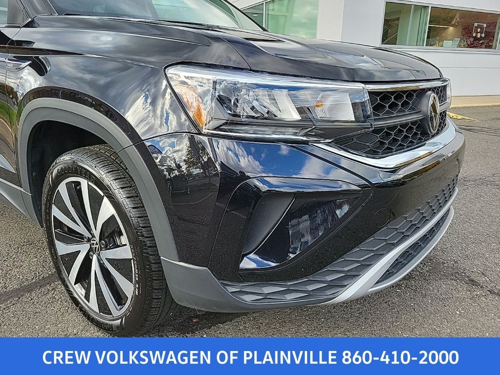 Certified 2024 Volkswagen Taos 1.5T SE SUV