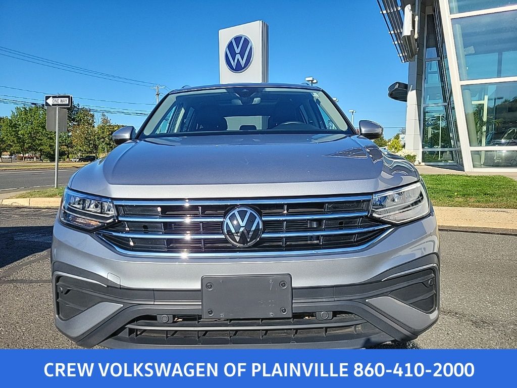 2023 Volkswagen Tiguan SE photo 4