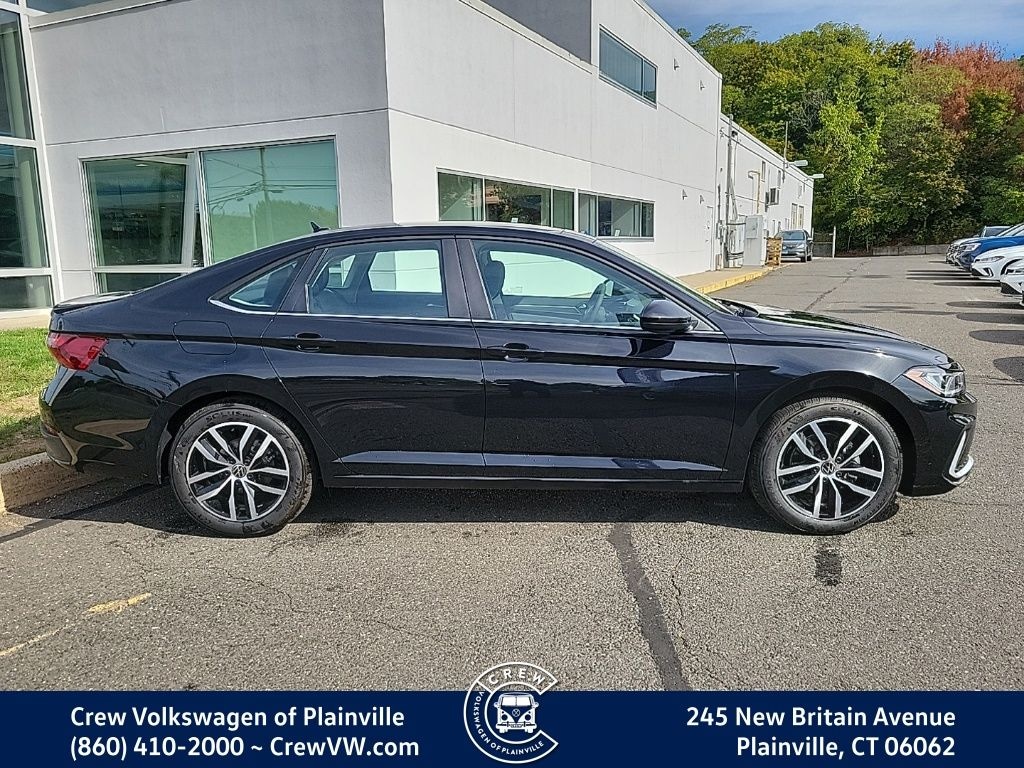 New 2026 Volkswagen Jetta 1.5T SE Sedan