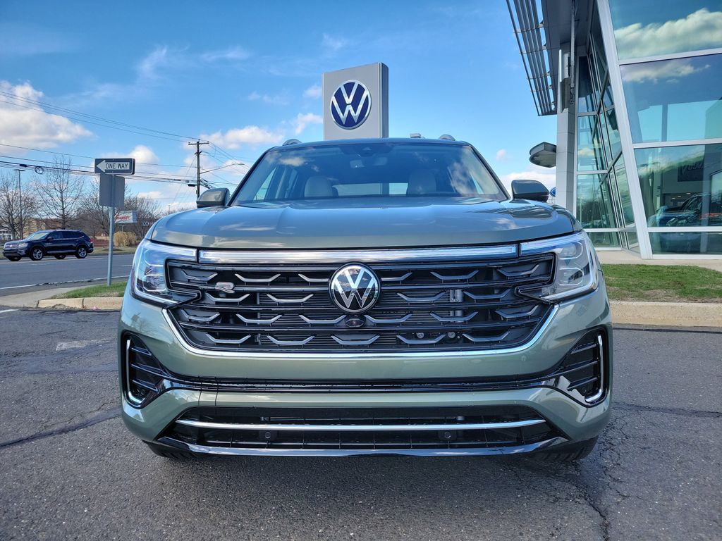 2025 Volkswagen Atlas SEL Premium R-Line photo 3