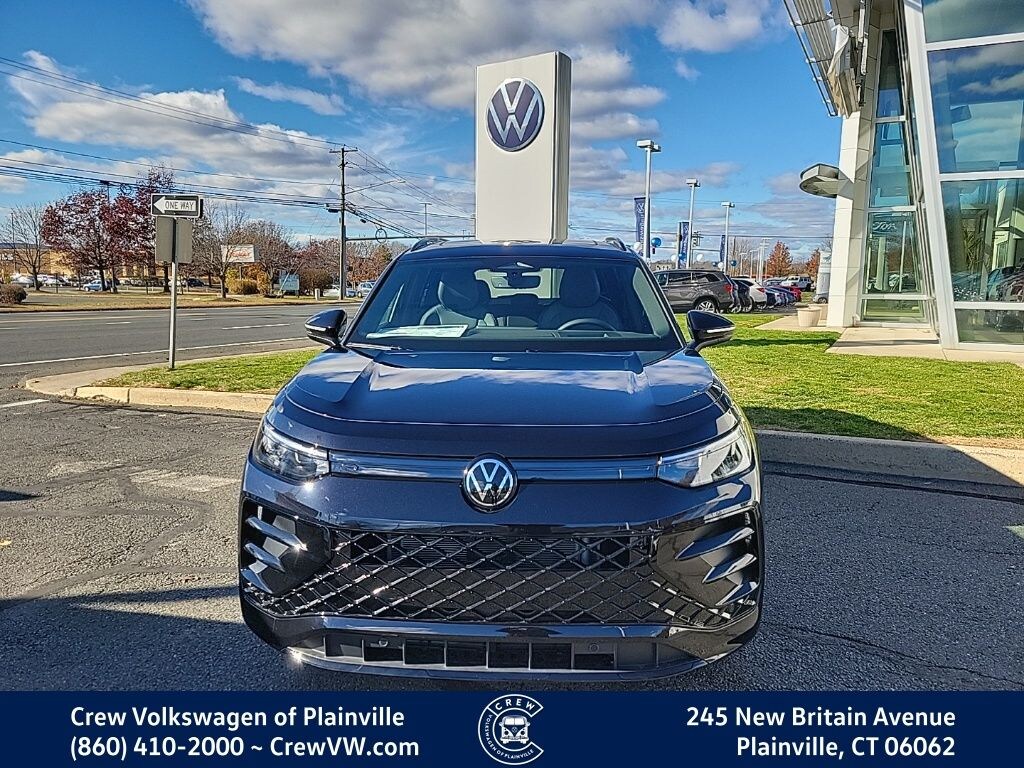 New 2026 Volkswagen Tiguan 2.0T SE R-Line Black SUV