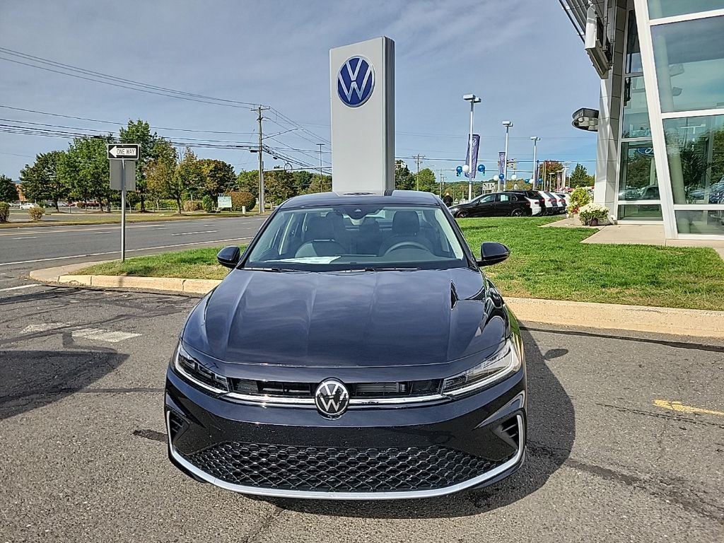 2026 Volkswagen Jetta SE photo 2