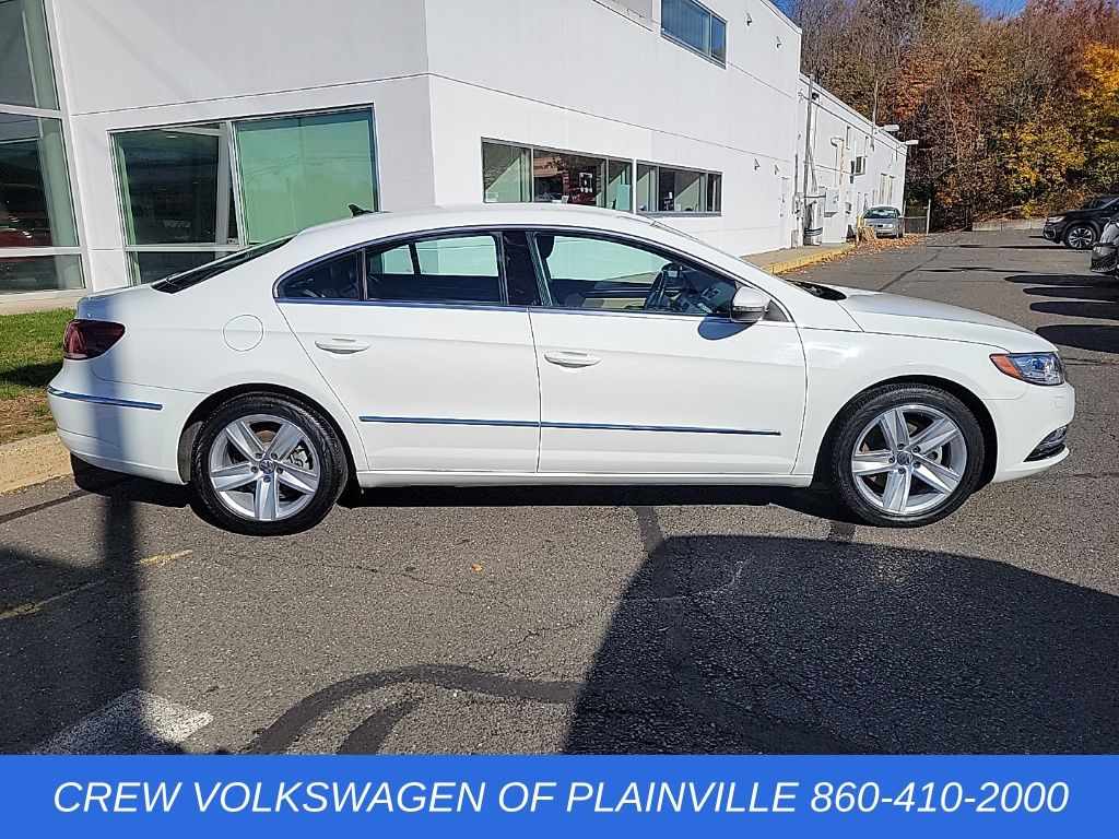 2017 Volkswagen CC 2.0T Sport photo 4