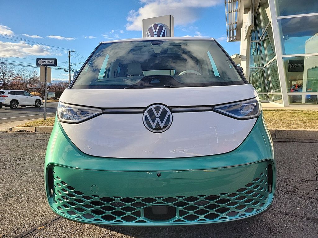 2025 Volkswagen ID. Buzz photo 3