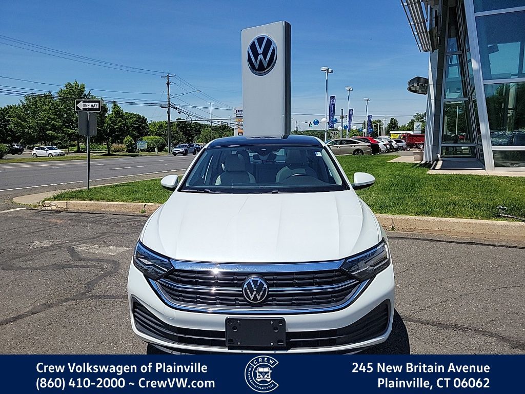 3VW7M7BU4RM040438