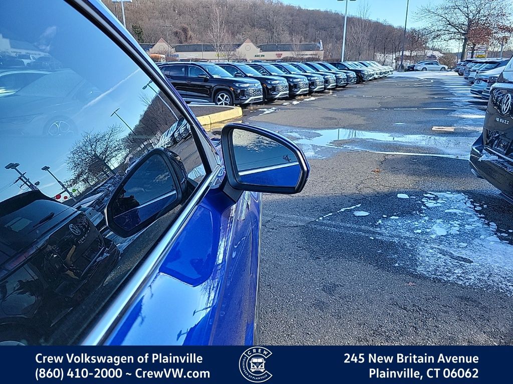 2022 Volkswagen Taos SE - Photo 37