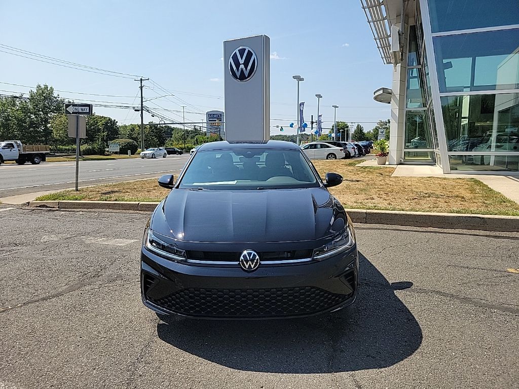 2025 Volkswagen Jetta 1.5T Sport photo 2