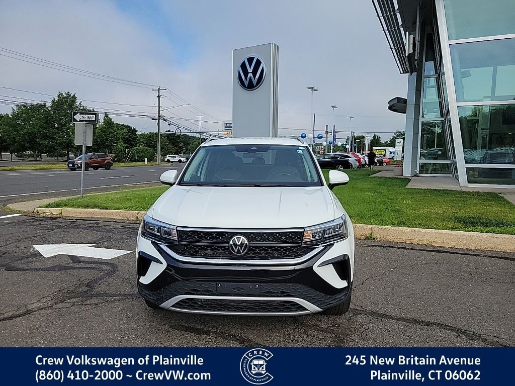 Certified 2024 Volkswagen Taos 1.5T SE SUV