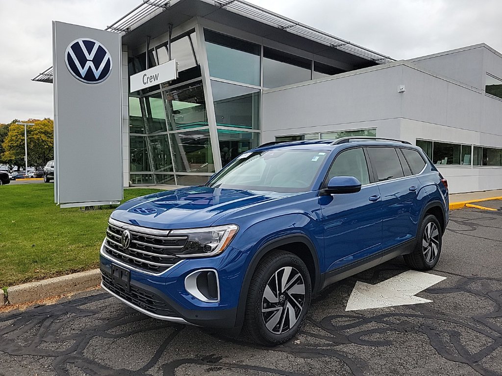 2026 Volkswagen Atlas SE w/Tech