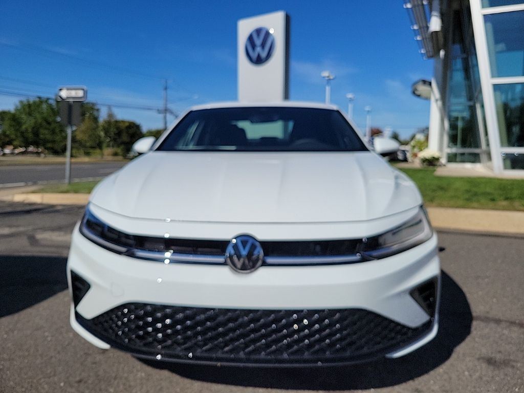 2026 Volkswagen Jetta Sport photo 4