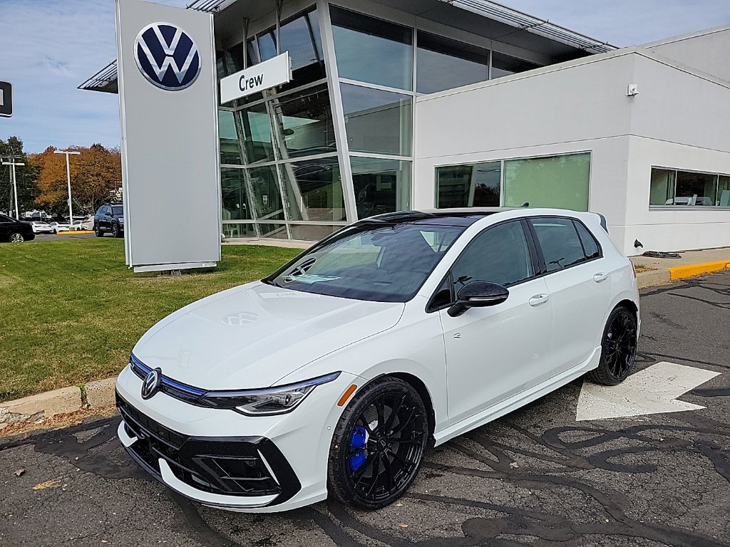 2026 Volkswagen Golf R Base Hatchback