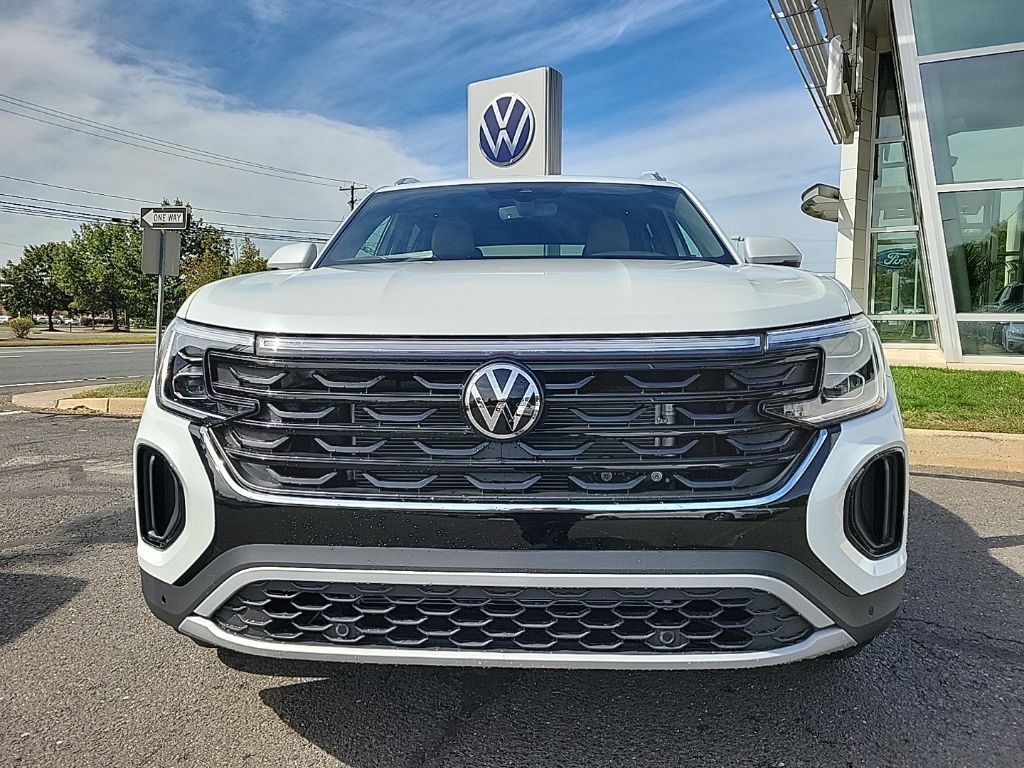 2026 Volkswagen Atlas Cross Sport SE Technology photo 2