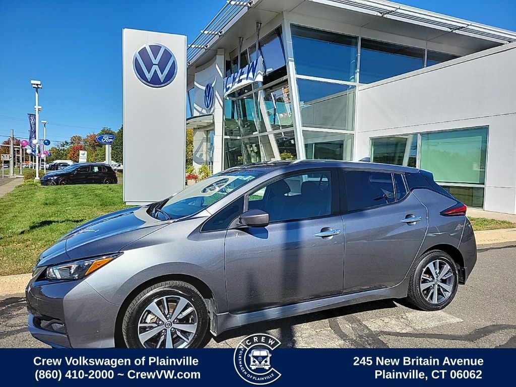 2022 Nissan LEAF S Plus's photo