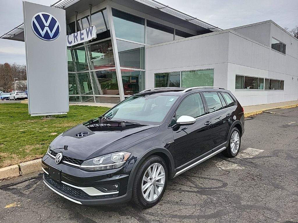 2018 Volkswagen Golf Alltrack Alltrack SE's photo