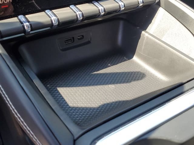 2027 GMC Terrain Denali - Photo 17