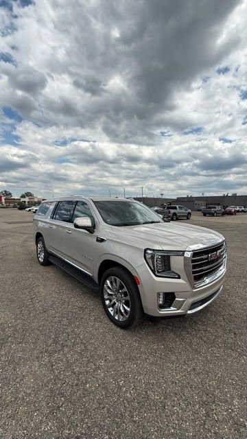 2021 GMC Yukon 4WD SLT's photo