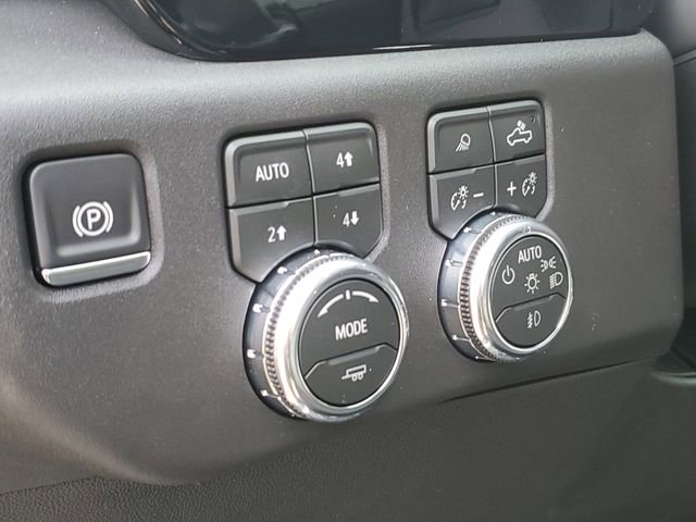 2026 GMC Sierra 1500 SLT - Photo 8