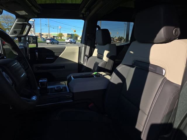 2026 GMC HUMMER EV 2X - Photo 6