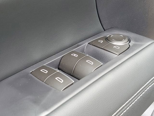 2026 GMC Terrain Denali - Photo 24