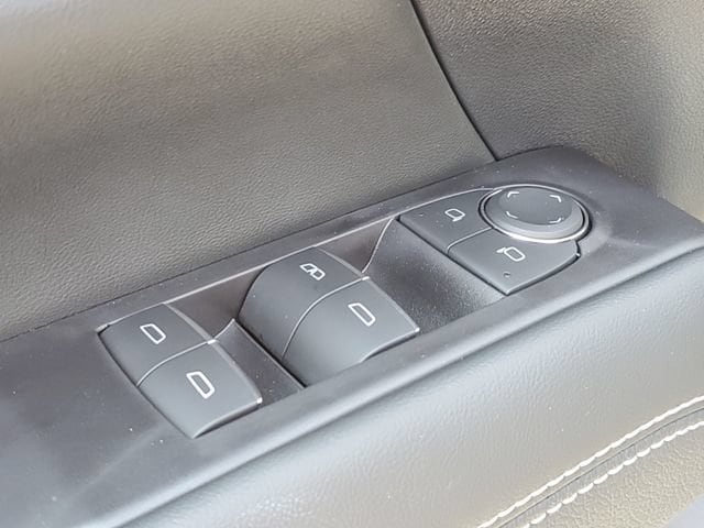 2027 GMC Terrain Denali - Photo 22