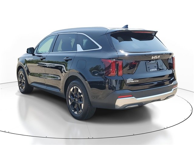 2024 Kia Sorento S photo 3