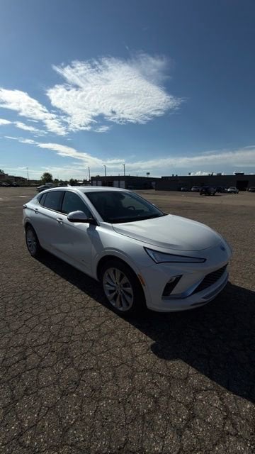 2024 Buick Envista Avenir's photo