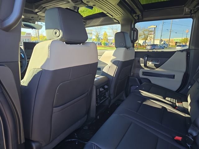 2026 GMC HUMMER EV 2X - Photo 31