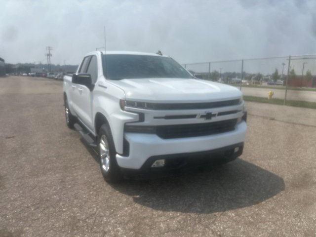 2020 Chevrolet Silverado 1500 RST photo 2
