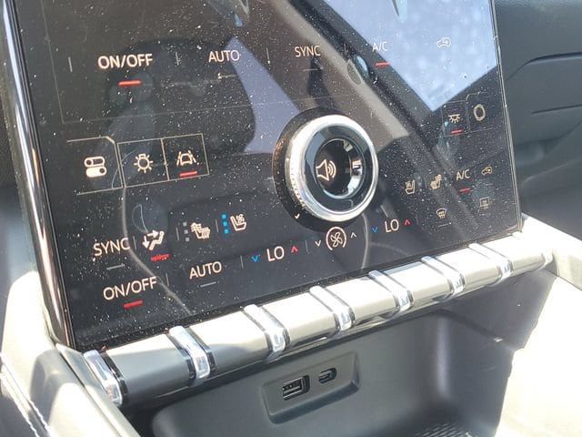 2027 GMC Terrain Denali - Photo 16