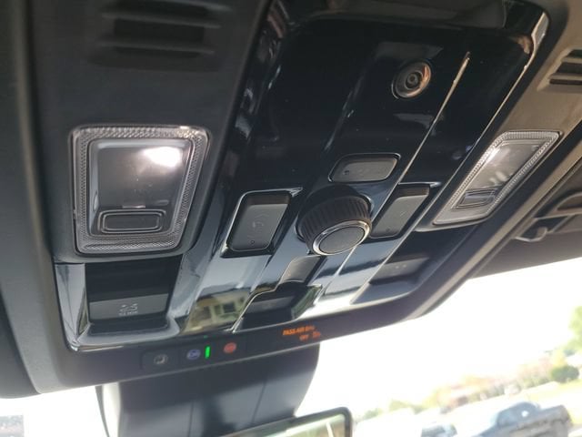 2026 GMC Yukon Denali Ultimate - Photo 22