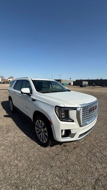2021 GMC Yukon 4WD Denali's photo