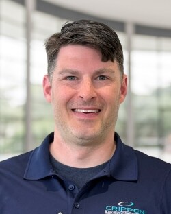 Staff member Jason Everett from ID_63cf7330de8e