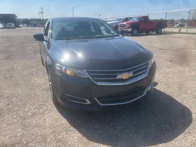 2016 Chevrolet Impala 2LT photo 2