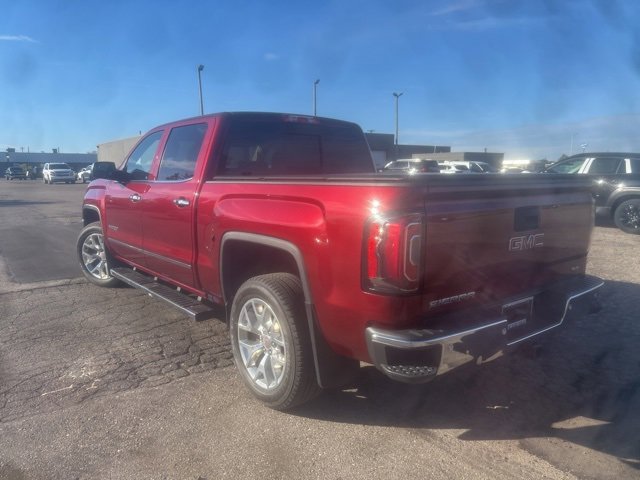 2017 Gmc Sierra 1500 SLT photo 2