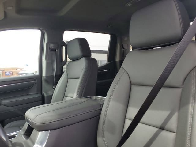 2026 GMC Sierra 1500 SLT - Photo 5