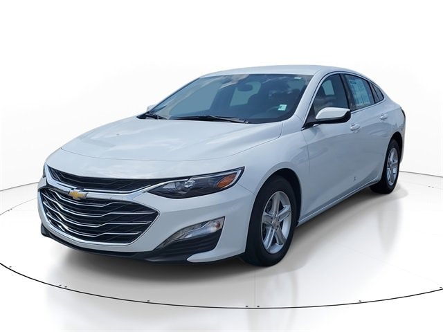 Used 2023 Chevrolet Malibu 1LT with VIN 1G1ZD5ST8PF203430 for sale in Lansing, MI